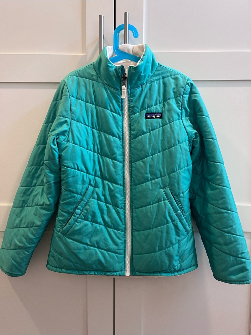 Patagonia Kids Teal/Green Reversible Quilted Puffer Jacket size L (12)